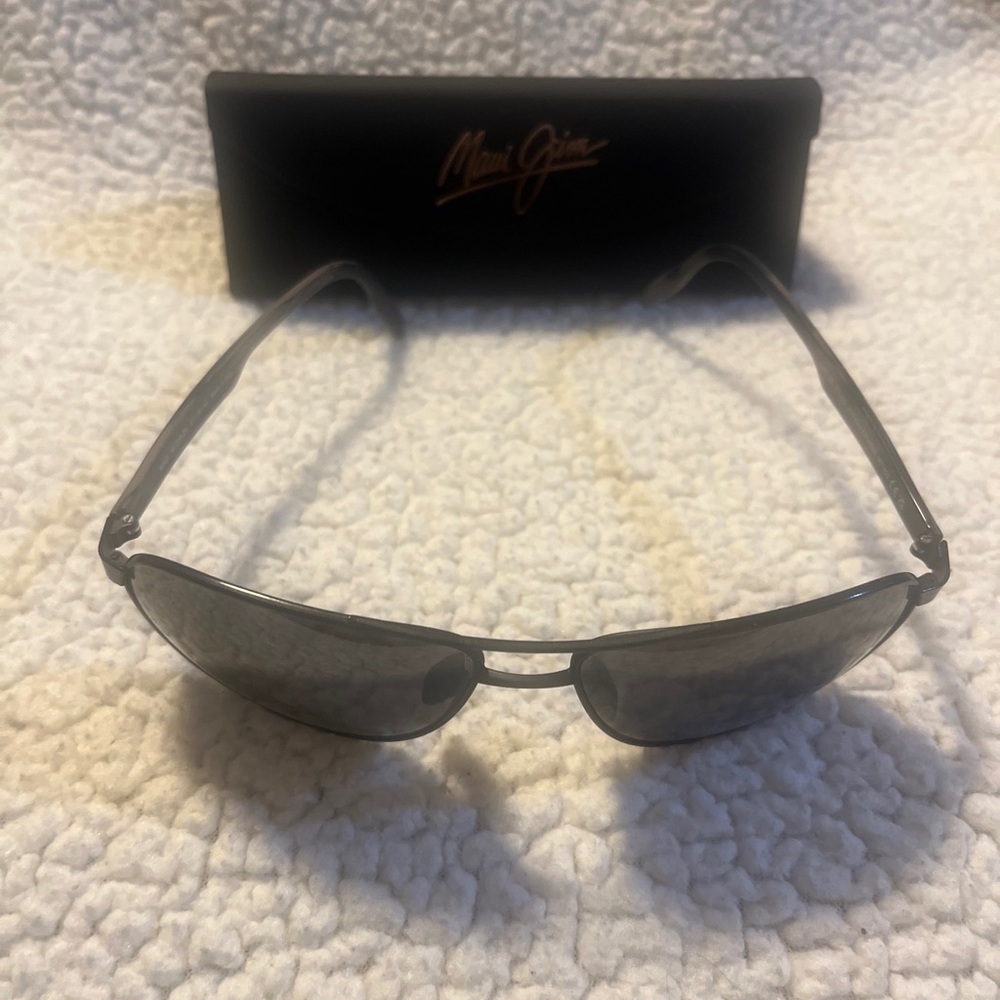 Maui Jim CASTLES MJ 728-2M Black Gray W/ Polarized Gray Gradient Glass & CASE - Picture 3 of 8